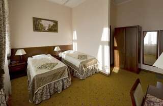 Отель Hotel Osjann Бяла-Подляска Двухместный номер с 1 кроватью или 2 отдельными кроватями-7