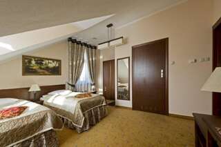 Отель Hotel Osjann Бяла-Подляска Двухместный номер с 1 кроватью или 2 отдельными кроватями-11
